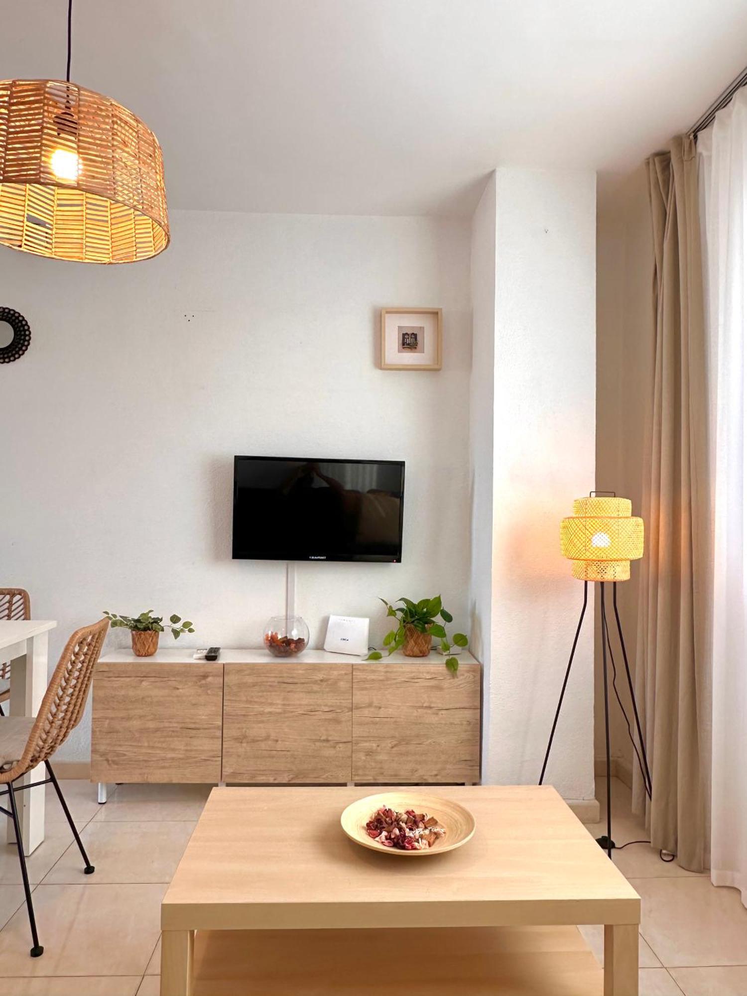 Apartamentos J&K Torremolinos Exterior foto