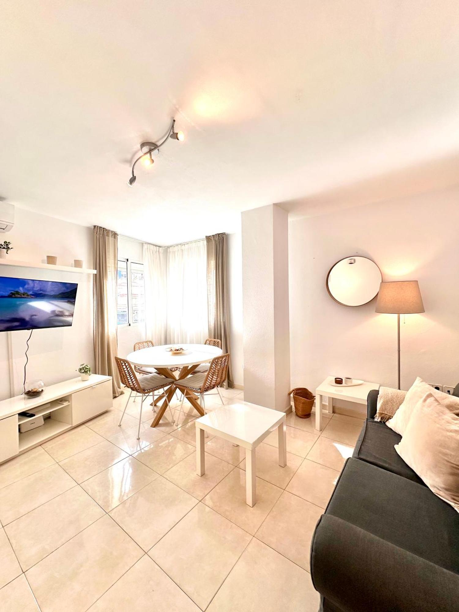 Apartamentos J&K Torremolinos Exterior foto
