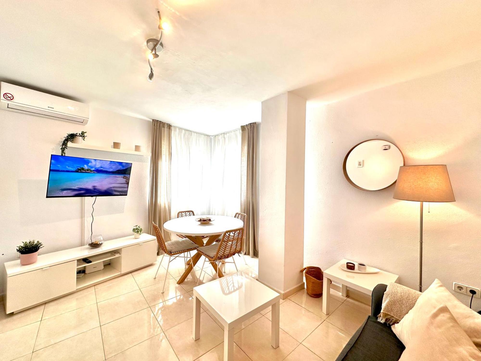 Apartamentos J&K Torremolinos Exterior foto