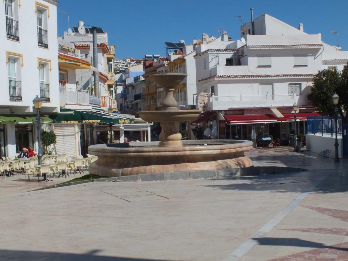 Apartamentos J&K Torremolinos Exterior foto